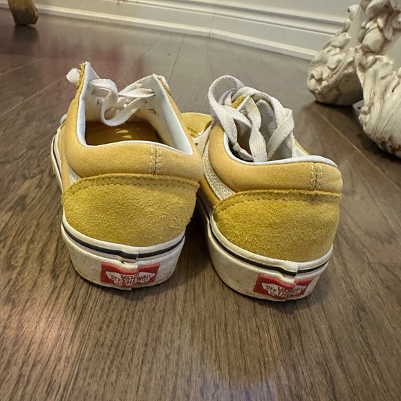 Mustard vans - Picture 3 of 6